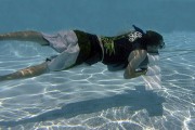 abyss-board-underwater-rider