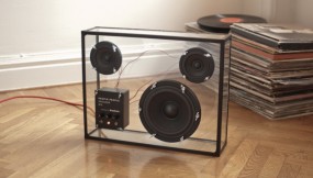 people_people_speaker_on_floor