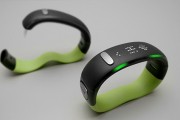 W/Me wristband