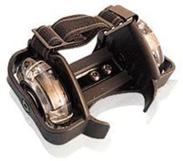 Dualeez Multi-LED Strap-On Skates - Gadizmo.com