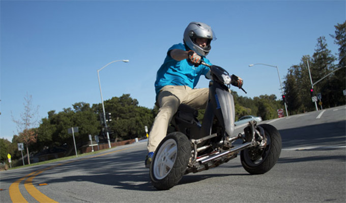 sway-three-wheel-electric-scooter