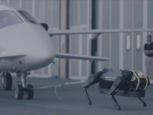 Robot Dog, bots, robots, robotics, HyQReal, ray bradbury, fahreinheit 451, mit, itt